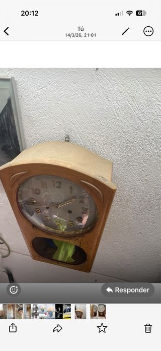 Reloj de péndulo de pared madera