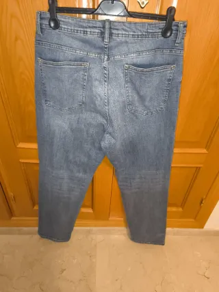 Pantalón vaquero recto Primark Talla 42