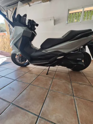 Honda forza 350 2290km