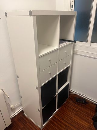 Kallax 4x2 blanco con cajones y cajas