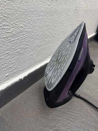 Plancha Philips Serie 5000 Morada