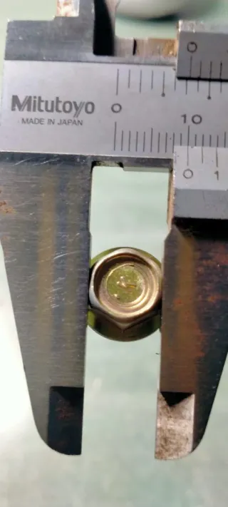 270 tornillos de 25 x 6 x 10