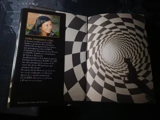 Libro juvenil: La puerta de los tres cerrojos