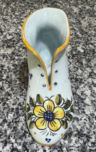 ZAPATO CERÁMICA ANTIGUO GARLAZ. DECORADO.