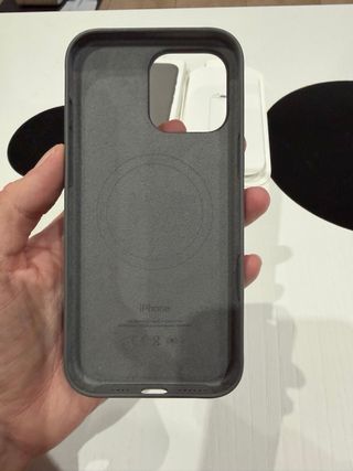 Funda iPhone 16 Pro Max Gris Piedra