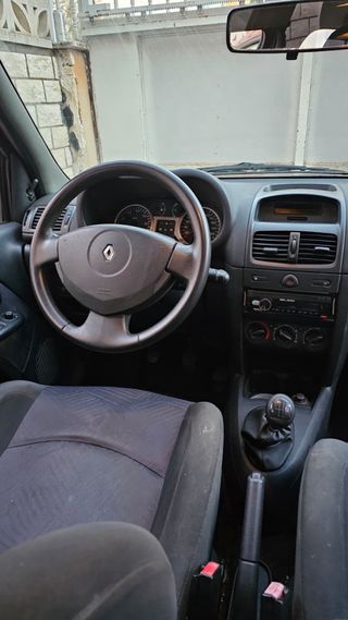 Renault Clio 2001