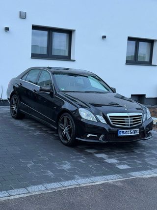 Mercedes-Benz E-class AMG-line v6