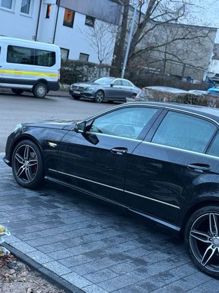 Mercedes-Benz E-class AMG-line v6