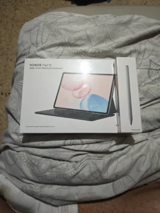 Vendo HONOR Pad 10 con Teclado Bluetooth y Lápiz