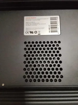 Vendita di refrigeratore portatile Akasa e 2 microfoni WS