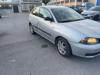 SEAT Ibiza 2004