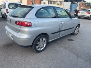 SEAT Ibiza 2004