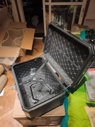 Cofre Moto 65L Negro