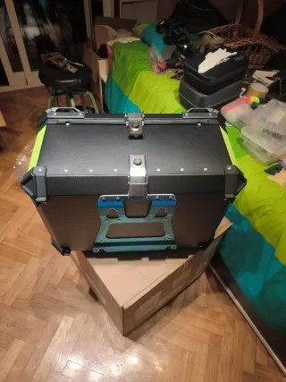 Cofre Moto 65L Negro