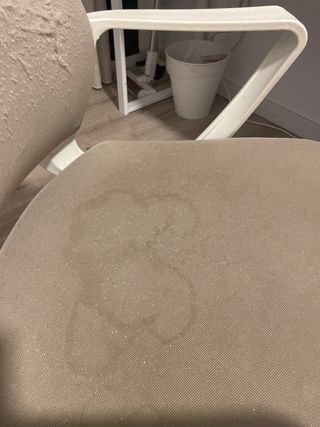 Silla de oficina ergonómica beige