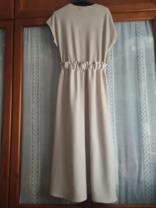 Vestido Zara talla L crudo