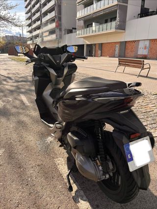 Honda Forza 300 - 23.000 km - MUY CUIDADA
