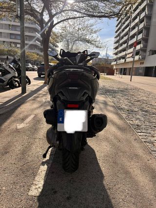 Honda Forza 300 - 23.000 km - MUY CUIDADA