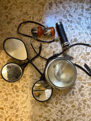 Faro , retrovisores e intermitentes moto