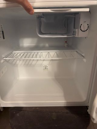 Mini Frigorífico Comfee 43L