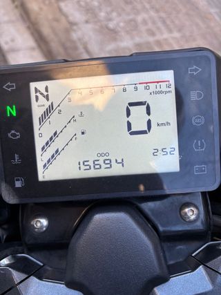 Zontes GK 125 Gris/Amarillo