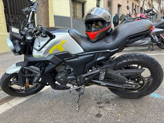 Zontes GK 125 Gris/Amarillo