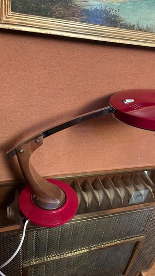 Lámpara Fase Madera Metal Roja