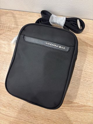 Bolso bandolera Mandarina Duck negro