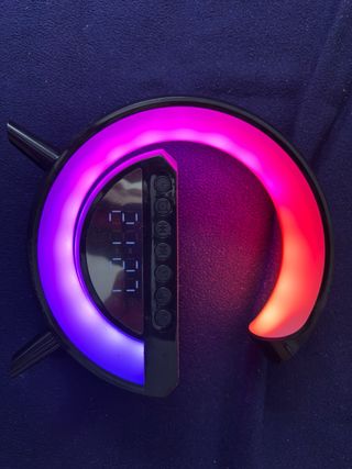 Lâmpada multifuncional com LED