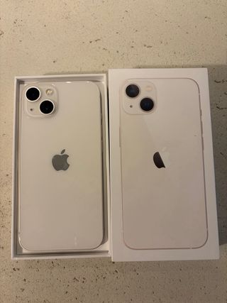 iPhone 13 Blanco + 2 fundas