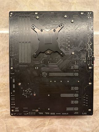 Placa Base ASRock Z170 Extreme4+ + i7-6700K