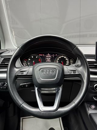 Audi Q5 DESIGN QUATTRO