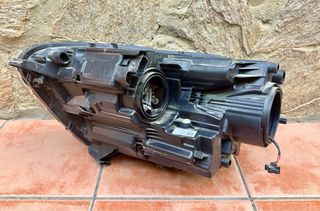 Faro delantero derecho Ford Ecosport
