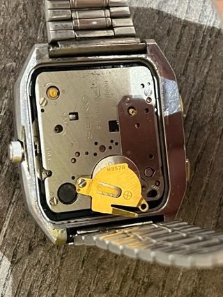 Reloj Seiko Quartz con Alarma