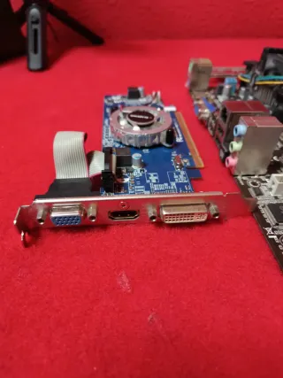 Placa Base ASUS P5G41C-M + CPU QUAD CORE + 4GB RAM