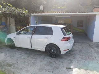 Volkswagen Golf R 310 2017