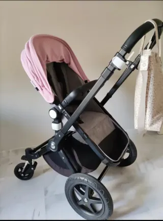 Bugaboo Camaleon3 gris + capota rosa. Negociable.
