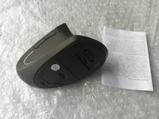 Ratón ergonómico vertical inalámbrico negro