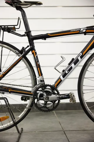 Bicicleta de carretera GT Series 5