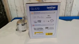 Impresora de etiquetas Brother QL-570. Sin usar.