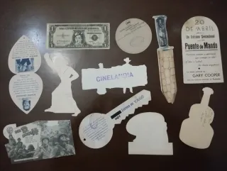 Programas de mano de cine troquelados,