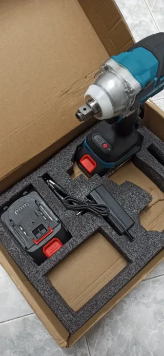 Atornillador de impacto compatible Makita