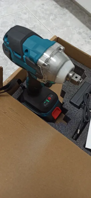 Atornillador de impacto compatible Makita