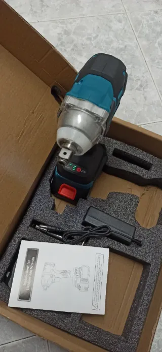 Atornillador de impacto compatible Makita