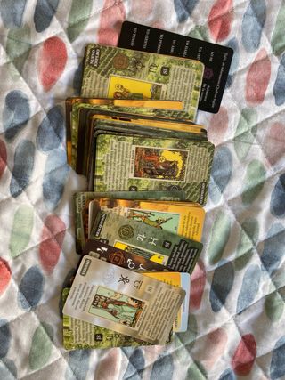 Tarot con palabras clave, planetas, zodiaco