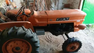 Tractor Fiat 300
