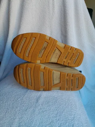 Suicoke Sandalias Zuecos Beige/Marrón