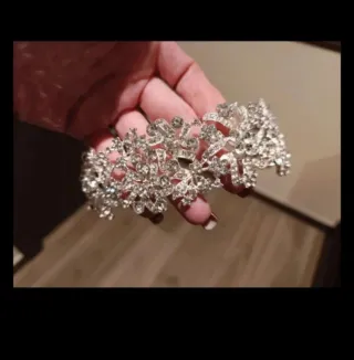 Tiara Novia Plateada Cristales