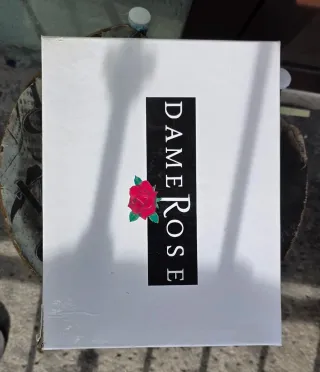 Sandali DAME ROSE neri e oro