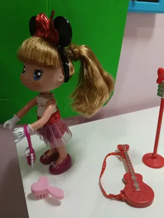 Minnie Mouse Muñeca con Micrófono y Guitarra
